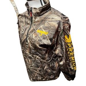 Rogers camouflage quarter zip. Slightly used.
